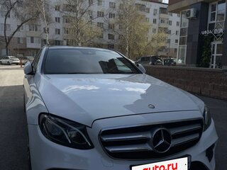 2016 Mercedes-Benz E-Класс 200 V (W213, S213, C238), белый, 2600000 рублей, вид 1