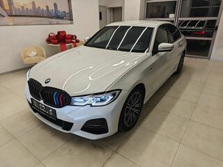 2021 BMW 3 серии 320d xDrive VII (G2x), белый, 4000000 рублей, вид 1