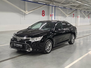 2017 Toyota Camry VII (XV50) Рестайлинг, чёрный, 2690000 рублей, вид 1