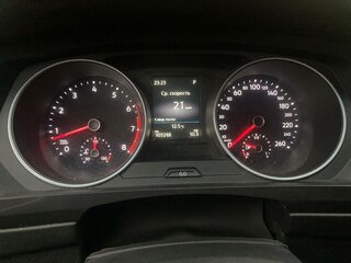 2017 Volkswagen Tiguan II, серебристый, 2300000 рублей, вид 5