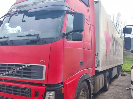 2007 Volvo FH, красный, 2100000 рублей, вид 3