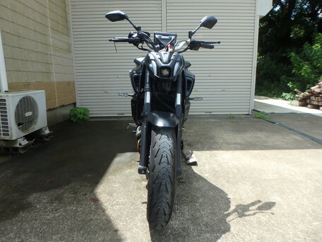 2024 Yamaha MT-07 (FZ-07), чёрный, 970000 рублей, вид 2