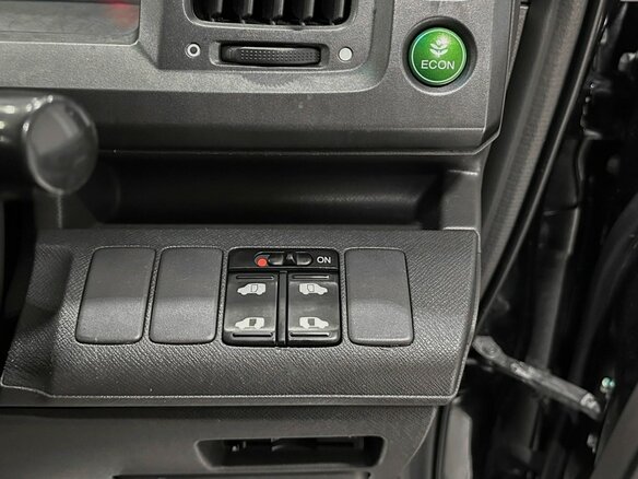 2011 Honda Stepwgn Spada IV, чёрный, 1350000 рублей - вид 16