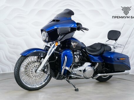 2018 Harley-Davidson Street Glide, синий, 1777000 рублей, вид 3