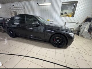 2017 BMW 3 серии 330i xDrive VI (F3x) Рестайлинг, чёрный, 2360000 рублей, вид 5