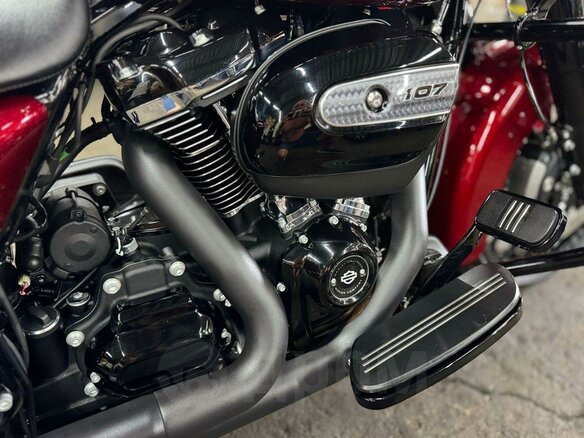 2017 Harley-Davidson Road Glide, пурпурный, 1980000 рублей - вид 31
