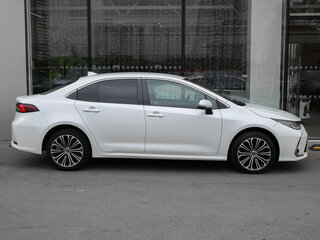 2019 Toyota Corolla XII (E210), белый, 1898000 рублей, вид 4