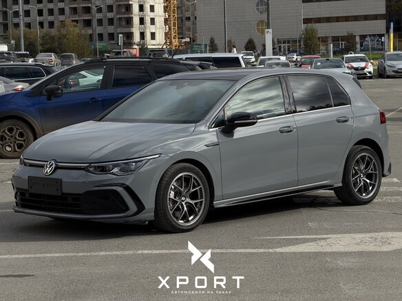 2023 Volkswagen Golf VIII, серый, 2440000 рублей
