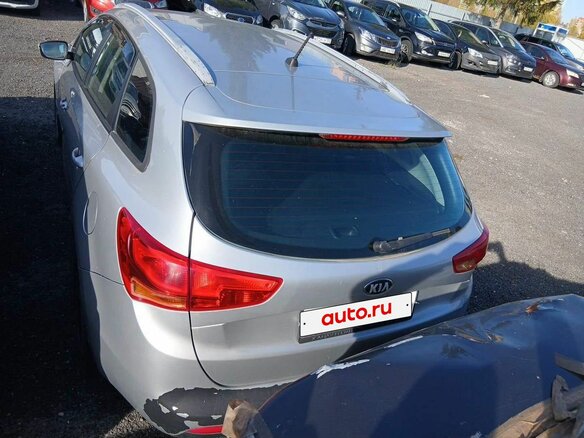 2014 Kia Ceed II, серебристый, 675400 рублей - вид 4