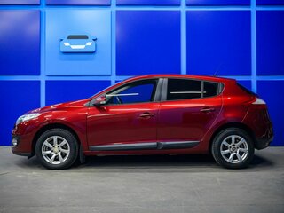 2014 Renault Megane III Рестайлинг 2, красный, 660000 рублей, вид 3