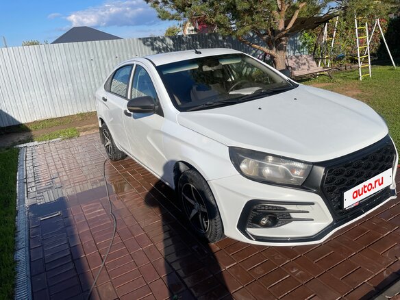 2017 Lada (ВАЗ) Vesta I, белый
