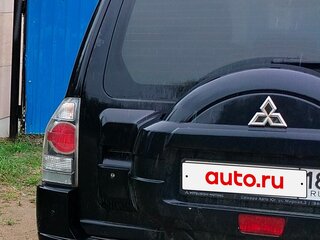 2008 Mitsubishi Pajero IV, чёрный, 1450000 рублей, вид 3