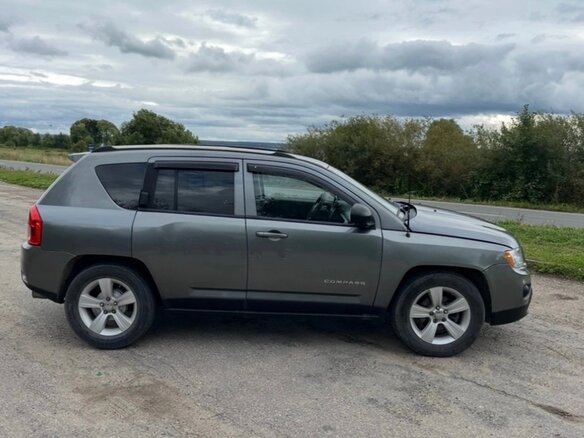 2011 Jeep Compass I Рестайлинг, серый, 799000 рублей - вид 1