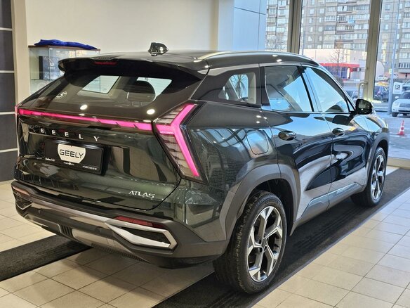 2026 Geely Atlas II, зелёный - вид 7