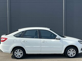 2019 Lada (ВАЗ) Granta I Рестайлинг, белый, 490000 рублей, вид 4