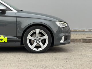 2020 Audi A3 III (8V) Рестайлинг, серый, 3000000 рублей, вид 4