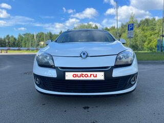 2013 Renault Megane III Рестайлинг, белый, 530000 рублей, вид 1