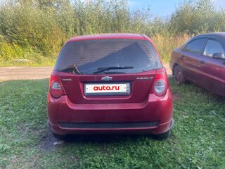 2008 Chevrolet Aveo I Рестайлинг, красный, 270000 рублей, вид 5