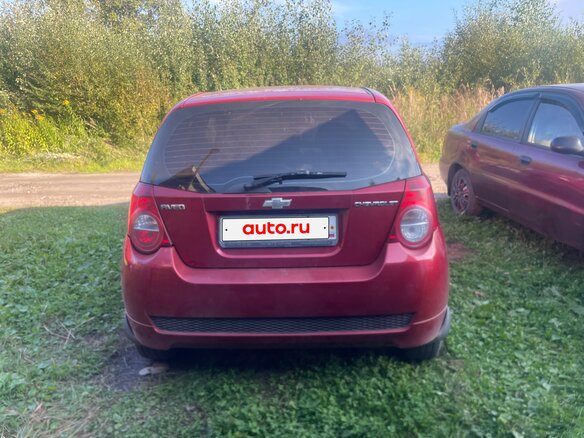 2008 Chevrolet Aveo I Рестайлинг, красный, 245000 рублей - вид 4