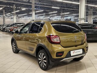 2017 Renault Sandero Stepway II, зелёный, 1059000 рублей, вид 4