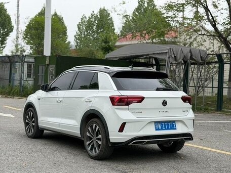 2022 Volkswagen T-Roc I (China Market), белый, 1585000 рублей, вид 4