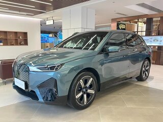 2025 BMW iX xDrive40 I (I20), зелёный, 6999666 рублей, вид 1