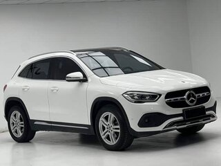 2022 Mercedes-Benz GLA 180 II (H247), белый, 2517000 рублей, вид 5