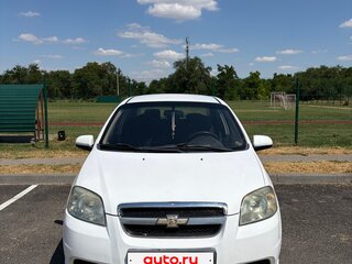 2010 Chevrolet Aveo I Рестайлинг, белый, 390000 рублей, вид 1