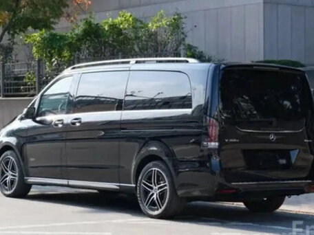 2023 Mercedes-Benz V-Класс Long 300 d длинный III (W447) Рестайлинг 2, чёрный, 15864626 рублей, вид 4