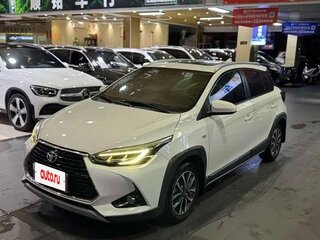 2023 Toyota Yaris IV, белый, 1050333 рублей, вид 1