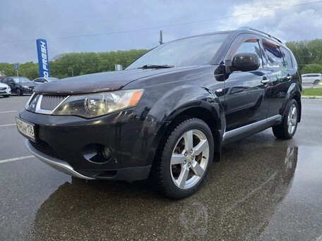 Mitsubishi Outlander II