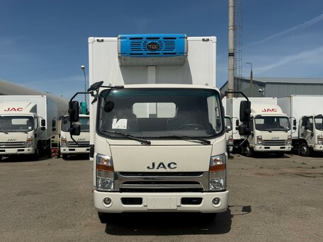 2023 JAC N90, белый, 5700000 рублей, вид 2