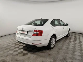 2020 Skoda Octavia III (A7) Рестайлинг, белый, 1625000 рублей, вид 5