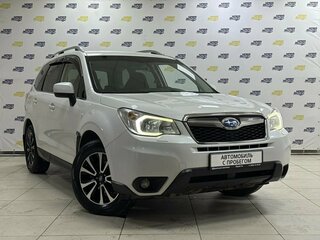 2015 Subaru Forester IV Рестайлинг, белый, 2010000 рублей, вид 3