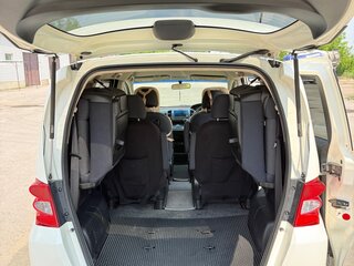 2009 Honda Freed I, белый, 900000 рублей, вид 4