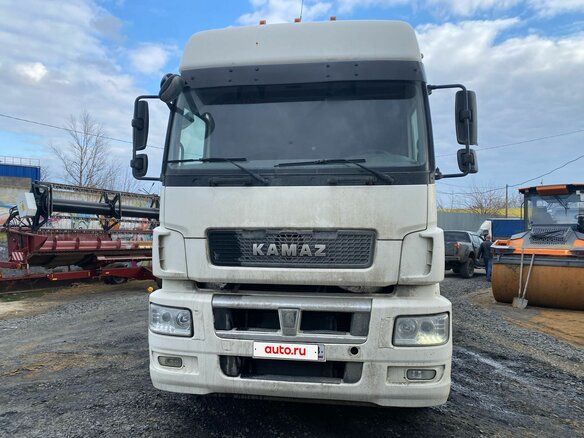 2019 КамАЗ 5490, белый, 1505869 рублей
