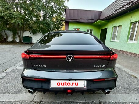 2023 Changan UNI-V I, серый, 2100000 рублей, вид 5
