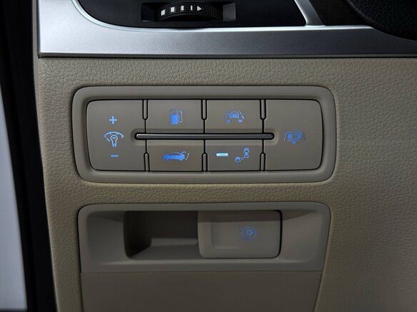 2015 Hyundai Genesis II, белый, 1650000 рублей - вид 24