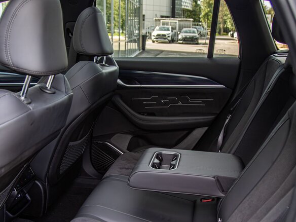 2026 Geely Monjaro I, серый, 4954990 рублей - вид 14
