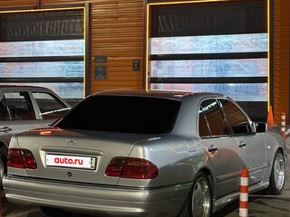 1998 Mercedes-Benz E-Класс 230 II (W210, S210), серый, 840000 рублей, вид 3