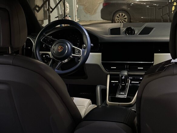 2020 Porsche Cayenne III, чёрный, 7250000 рублей - вид 18