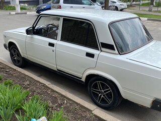 2011 Lada (ВАЗ) 2107, белый, 180000 рублей, вид 3