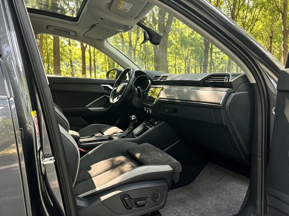 2022 Audi Q3 35 TFSI II (F3), серый - вид 13