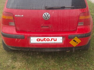 2002 Volkswagen Golf IV, красный, 300000 рублей, вид 4