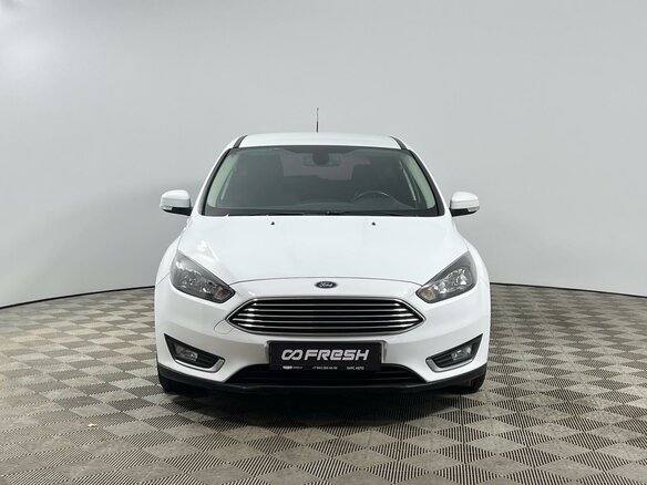 2017 Ford Focus III Рестайлинг, белый, 1275000 рублей - вид 2