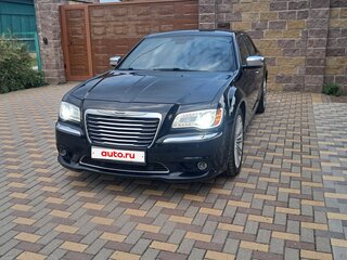 2012 Chrysler 300C II, чёрный, 1300000 рублей, вид 2
