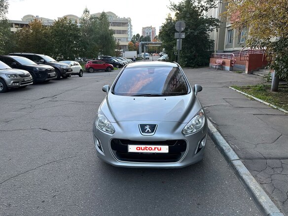 2011 Peugeot 308 I Рестайлинг, серебристый - вид 1