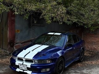 2002 Mitsubishi Galant VIII Рестайлинг, серебристый, 700000 рублей, вид 4