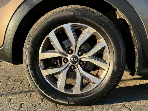 2014 Kia Sportage III Рестайлинг, коричневый, 1100000 рублей - вид 8