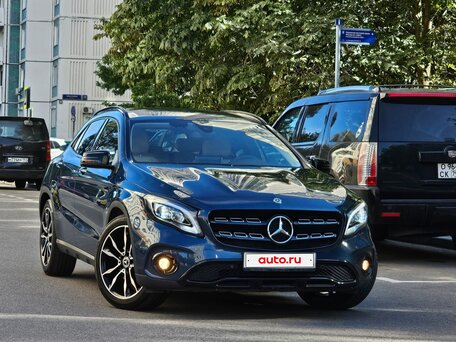2019 Mercedes-Benz GLA 250 I (X156) Рестайлинг, синий, 3250000 рублей, вид 2
